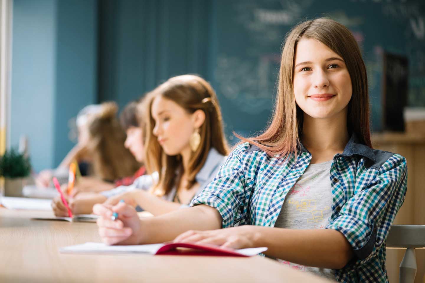 Keine Streber: Guten Schüler sind beliebt! - Magazin SCHULE