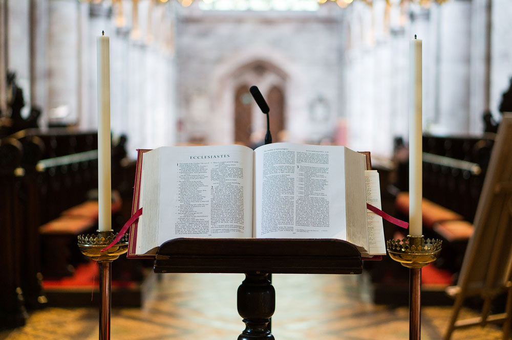 Die Bibel, Buch der Bücher – Bibel-Quiz – Magazin SCHULE